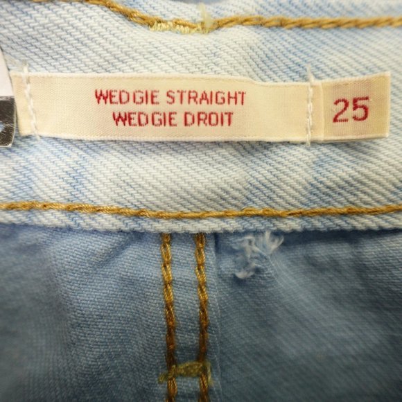 ❌SOLD❌ LEVI'S Wedgie Straight Jeans Light Blue Acid wash High Rise Denim 25X26 - Picture 11 of 14